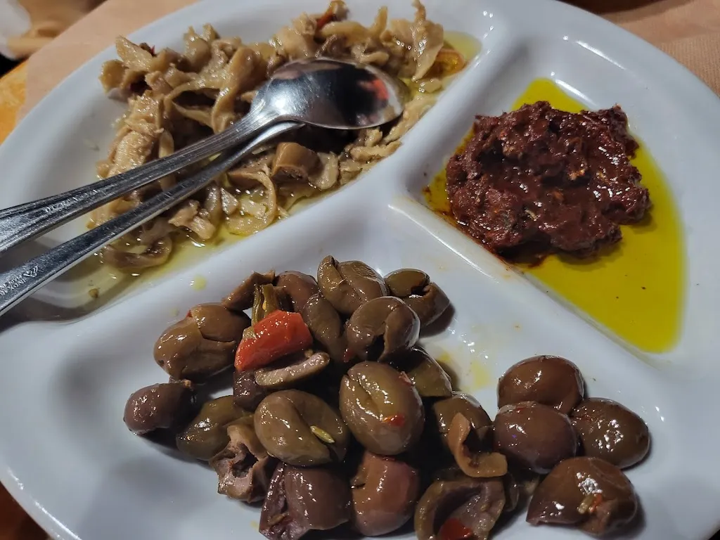 Oliver B_Trattoria pizzeria tenuta il gaglioppo_Caloppezzati_review