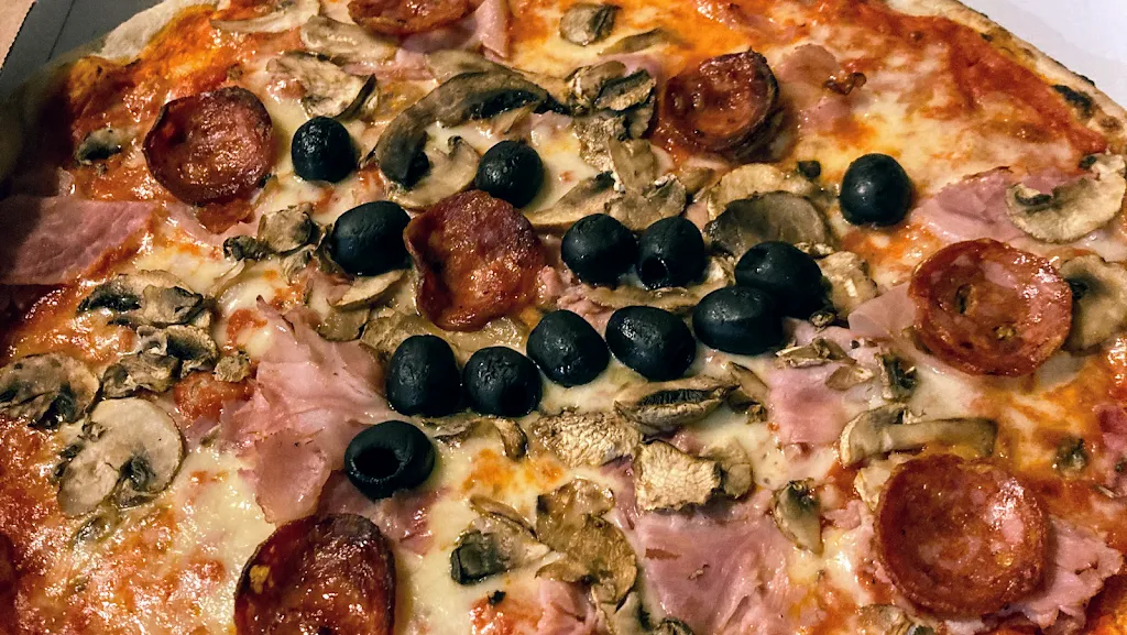 Ristorante Pizzeria Primula_Careri_slider_image_1