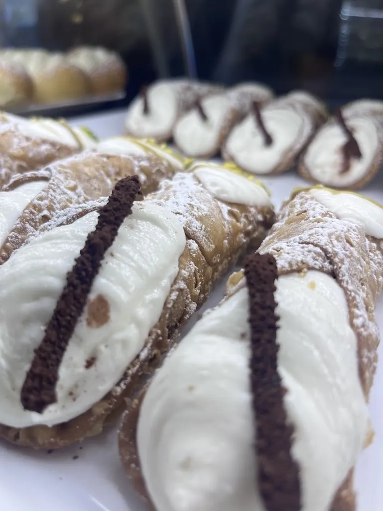 BAR PASTICCERIA F.lli GALEA_Careri_slider_image_2