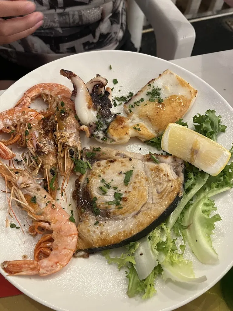 Lev Lukashev_La Pagoda_Capo Rizzuto_review