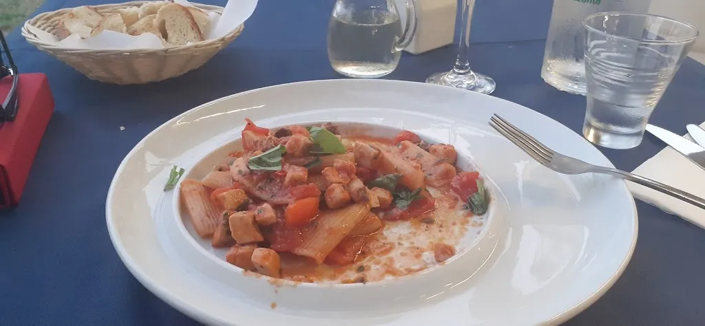 Salvo Ciccia_La Vecchia Torre_Capo Rizzuto_review