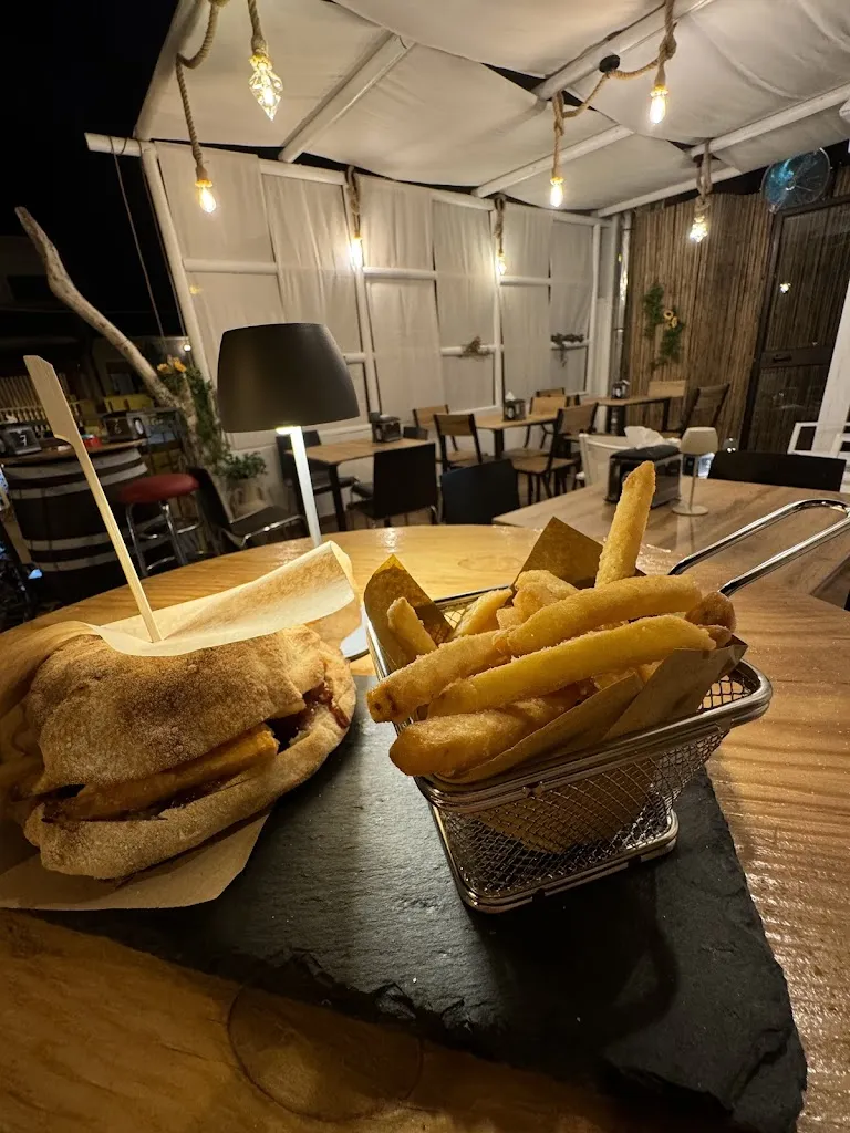 Menu_ArteLatte e Art&Burger_Capo Rizzuto_image_3