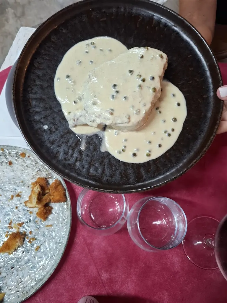 Gigiolo 1 Gigiolo 1_Ristorante e braceria Borgo Salica_Capo Rizzuto_review