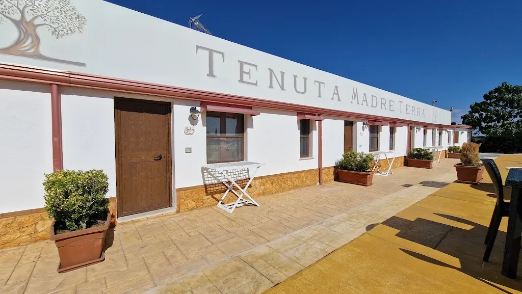 Claudia di Pietro_Tenuta Madre Terra, Azienda Agricola Frustaglia_Capo Rizzuto_review