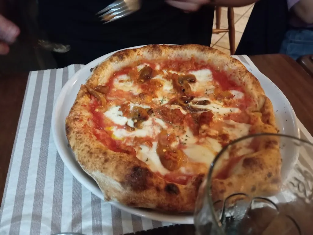 Fernanda Bonaddio_Old Mill Pizzeria_Carlopoli_review