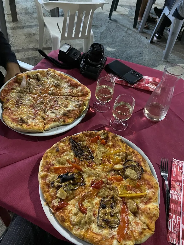 Marinella P_Queen's Pub - Bar Caffetteria Rosticceria_Carpanzano_Bewertung