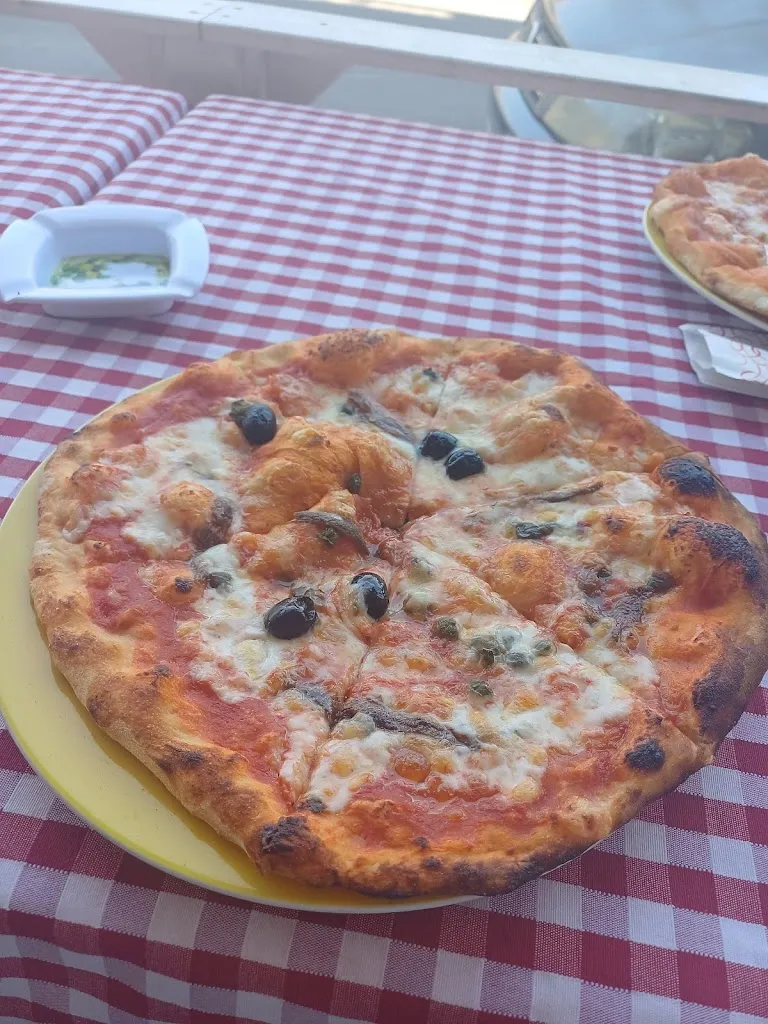 Pizzeria da Tonino restaurant in Cariati