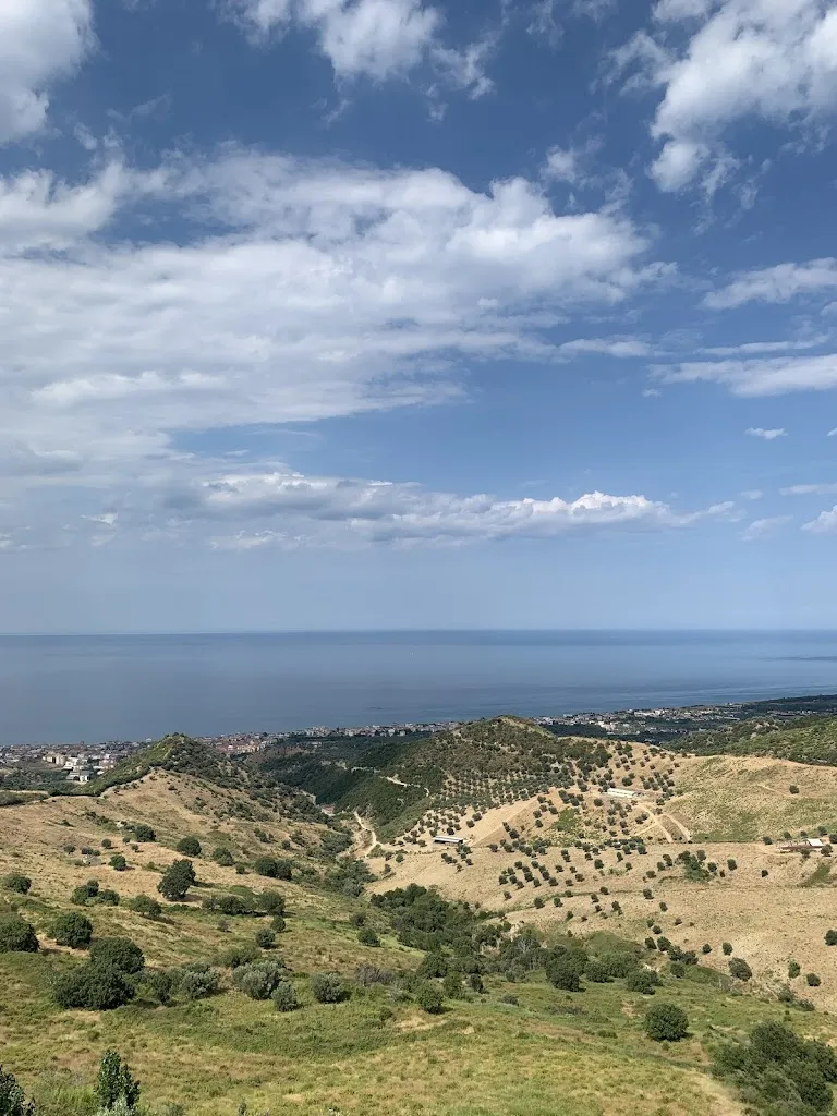 Valeria Nucaro_L'Orizzonte_Cariati_review