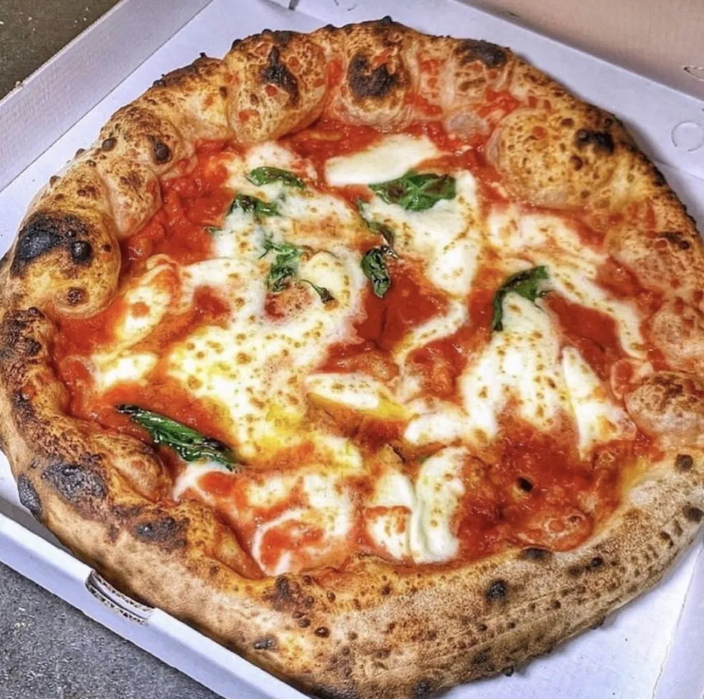 Pizzeria Vesuvio da Sofia_Cariati_slider_image_2