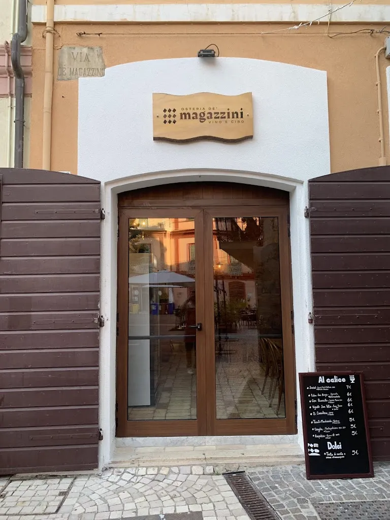Osteria De' Magazzini restaurant in Colleranesco