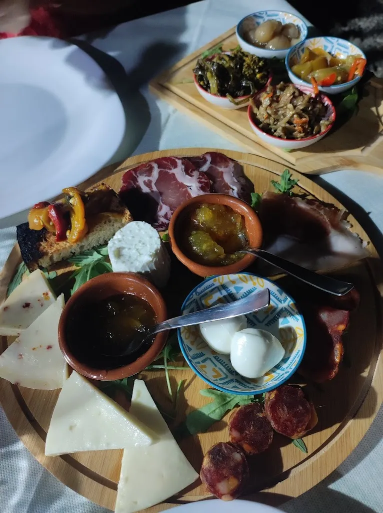 Claudia M._La Baita_Carolei_review