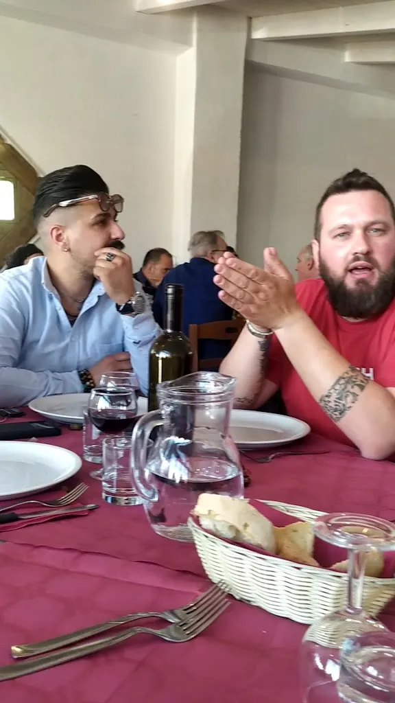 Ristorante Pizzeria Volo Rosso_Carolei_slider_image_2