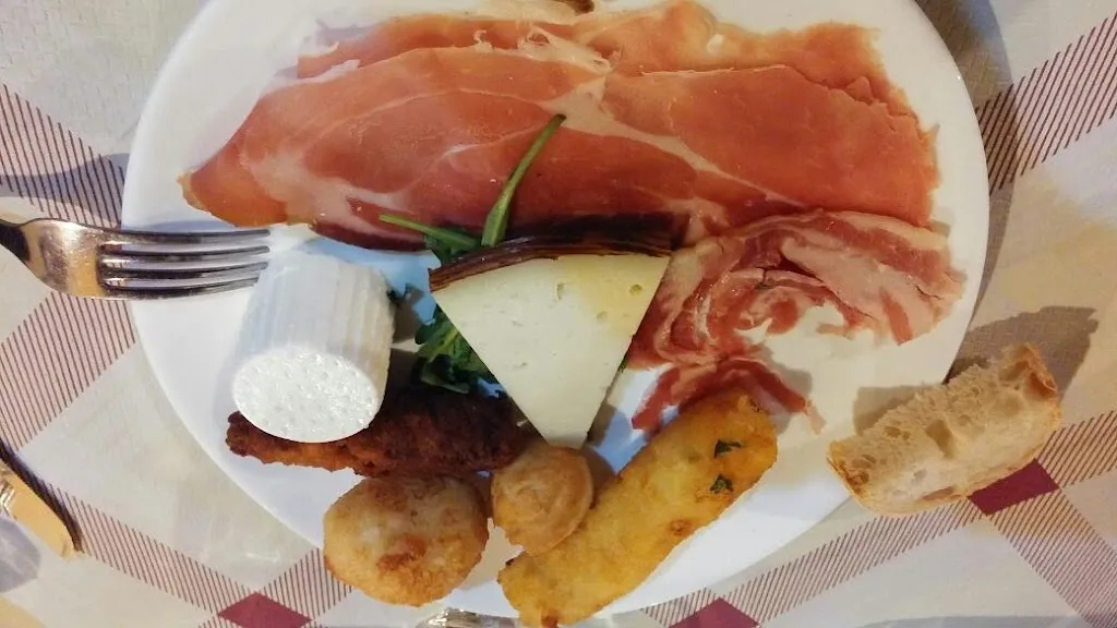 Gusto di...Vino da Enrico Restaurant in Casole Bruzio