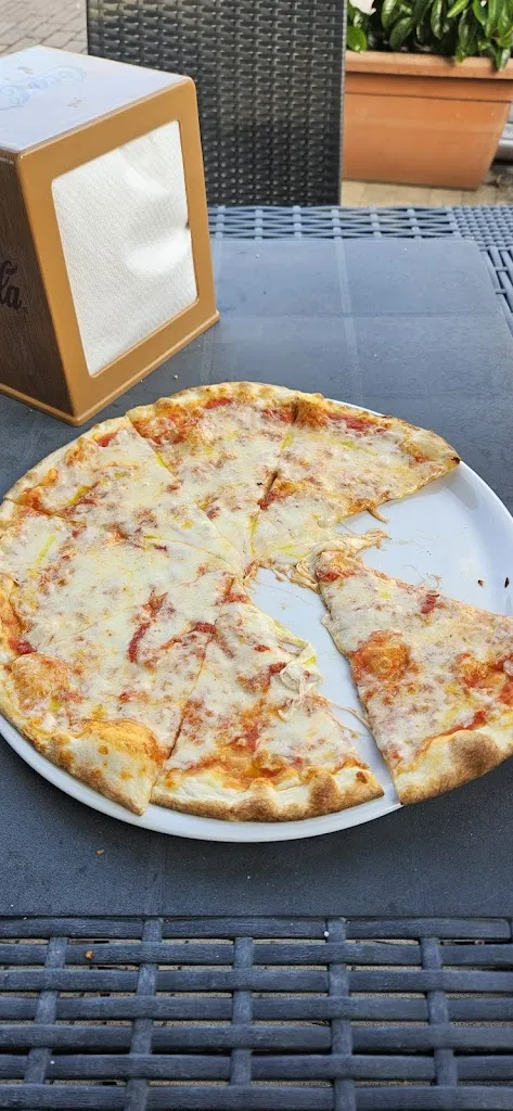 Pizzeria Mato Mato_Colleranesco_slider_image_3