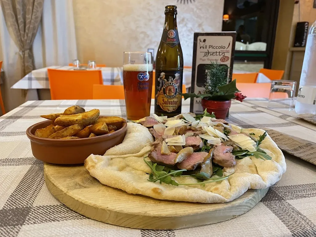 Salvatore Lavia_Il Piccolo Ghetto_Castiglione Cosentino_review