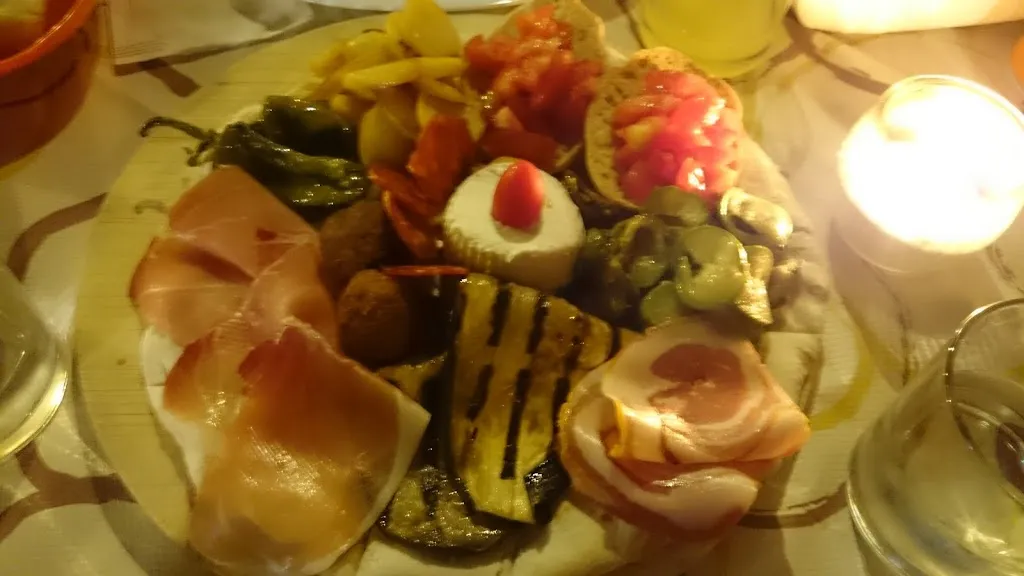 salvatore Bartucci_Il Piccolo Ghetto_Castiglione Cosentino_review