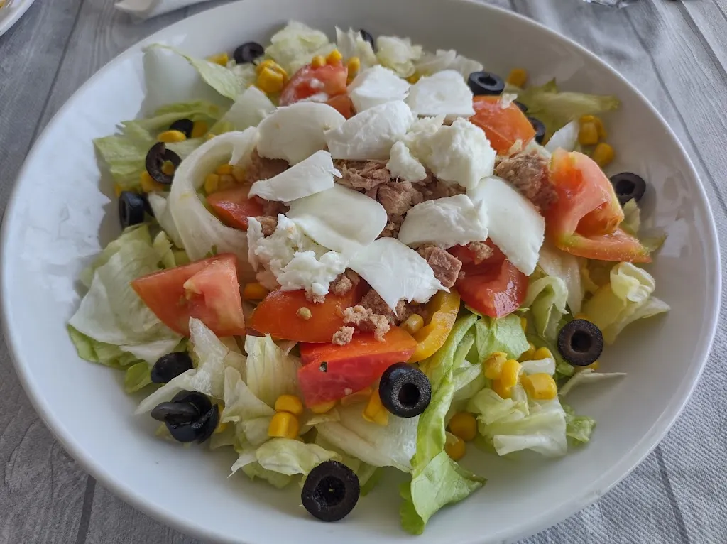 Paradise Beach restaurant in Caulonia