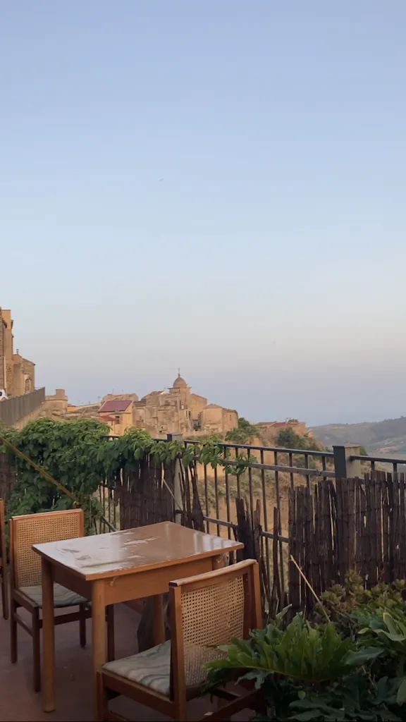 Ristorante Pizzeria Blue Parrot.mm_Caulonia_slider_image_3