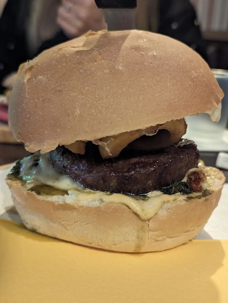 Little John Irish Pub_Celico_slider_image_3