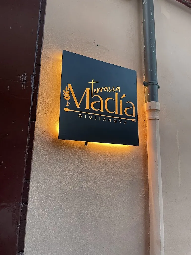 Caterina Siciliano_Terrazza Madia_Colleranesco_review