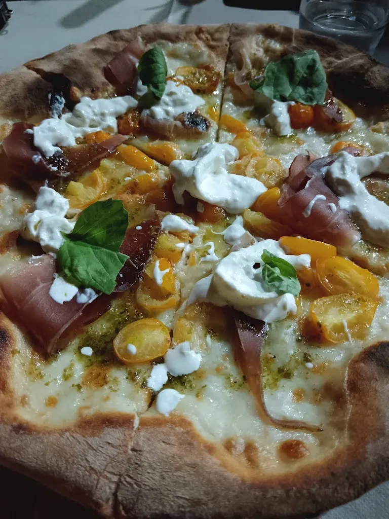 Maria Assunta Imbrogno_Civico 108_Cavoni-Ginestreto_review