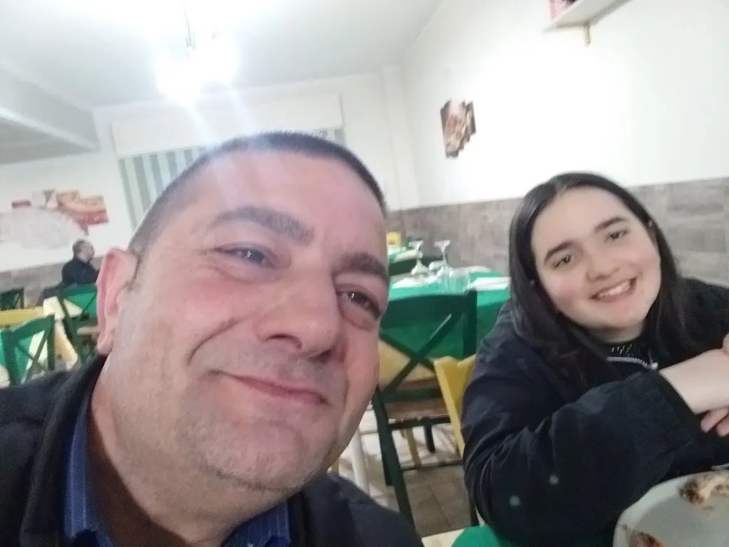 Mario e Lorè Guercio_Pizzeria-prosciutteria dal trattore_Cavoni-Ginestreto_review