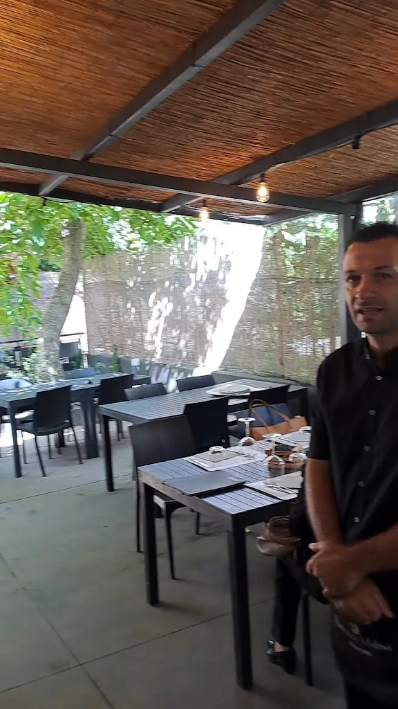 RADICI - ESPERIENZA GASTRONOMICA CALABRESE TORRE DI RUGGIERO CZ_Centrache_slider_image_2