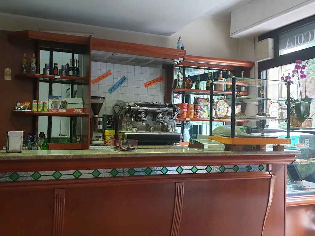 Bar Maceri - Pizzeria & rosticceria_Ceramida-Pellegrina_slider_image_1