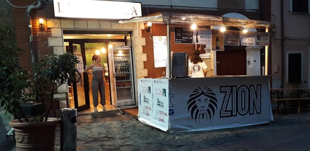 ... restaurant in Cerisano