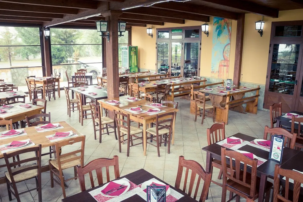 Pizza Club Gira&Gira Cerchiara restaurant in Cerchiara di Calabria