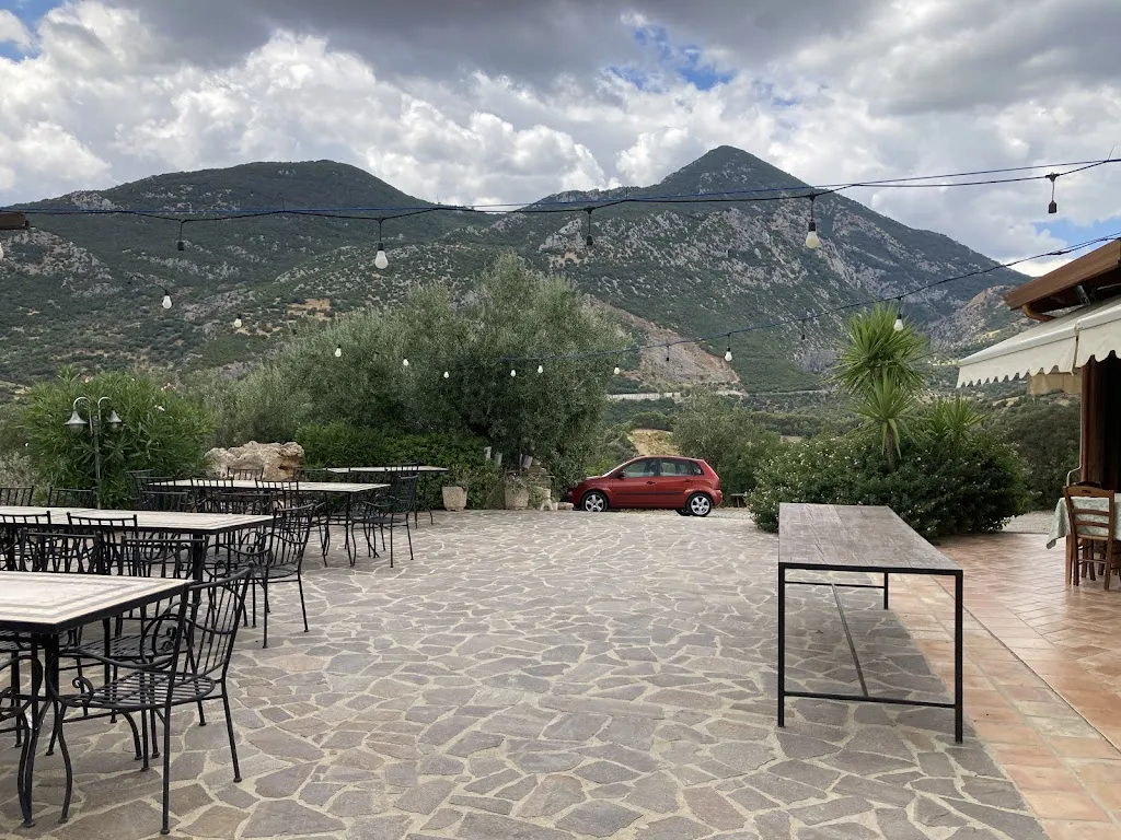 Claudia Varcasia_Agriturismo La Vallata_Cerchiara di Calabria_Bewertung