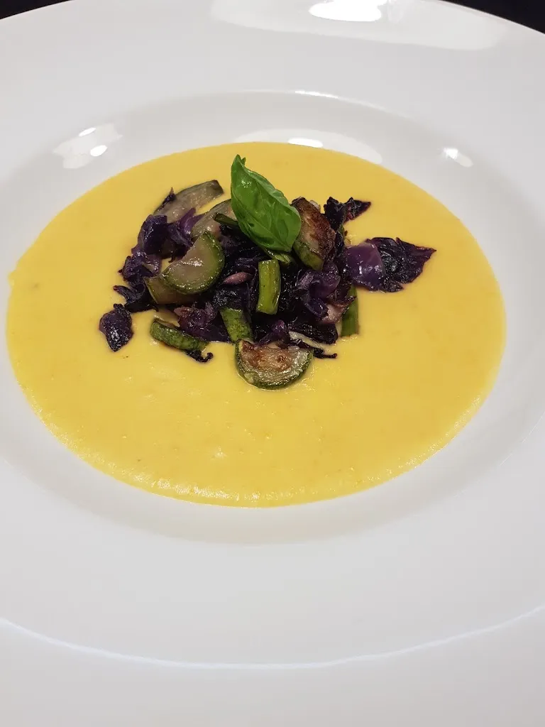 Officine Vegetali Home Restaurant_Controguerra_slider_image_2