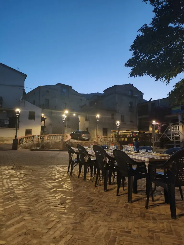 La Giara restaurant in Cerzeto