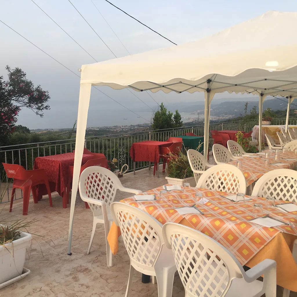 Marjan restaurant in Cessaniti