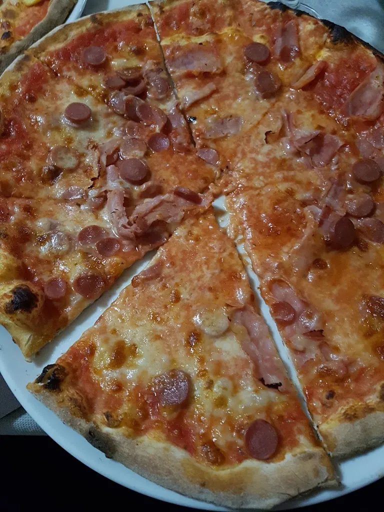 Taverna Degli Amici_Chiaravalle Centrale_slider_image_2