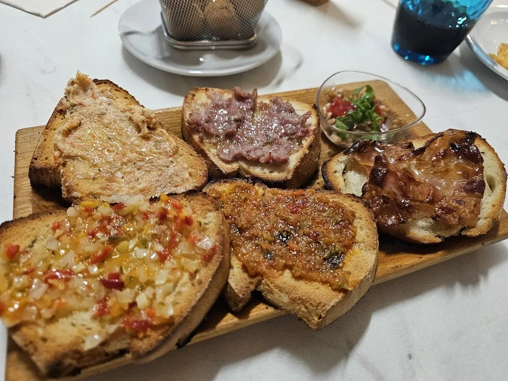 Ristorante Pizzeria Biscus_Controguerra_slider_image_2