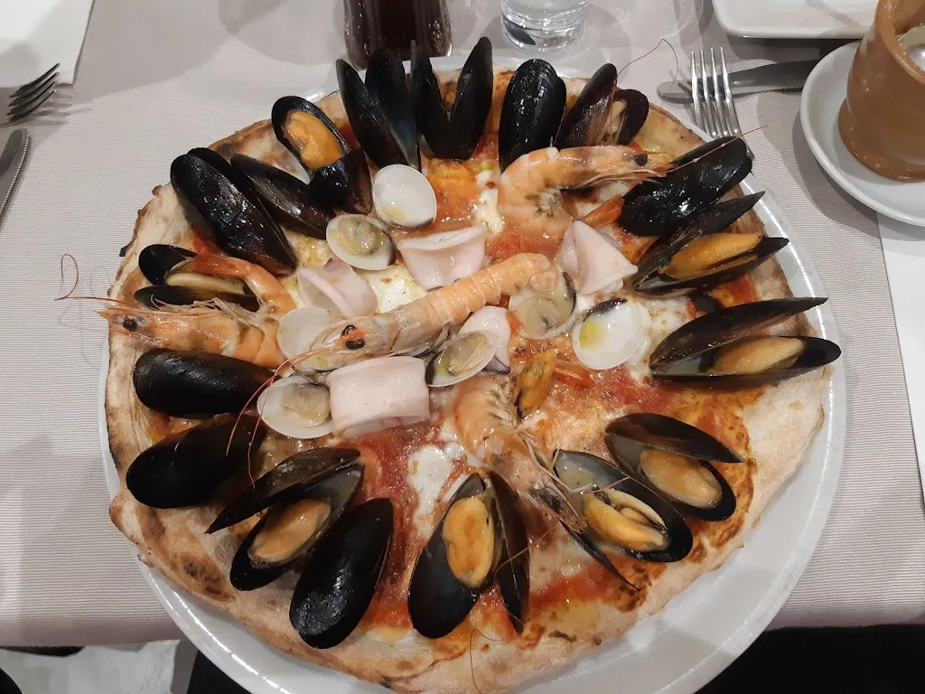 Menu_Pizzeria & Ristorante Pomodoro Fresco_Castrovillari_image_9