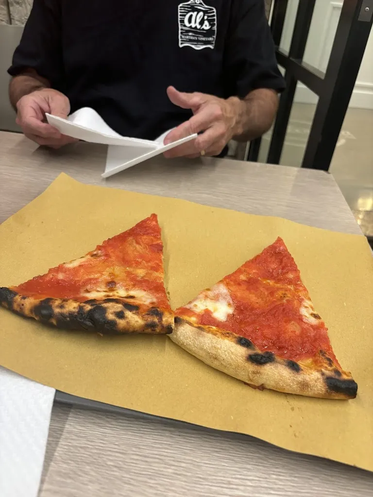 Sandy DeRaffele_Pizzetteria Artigianale La Casereccia_Castrovillari_review