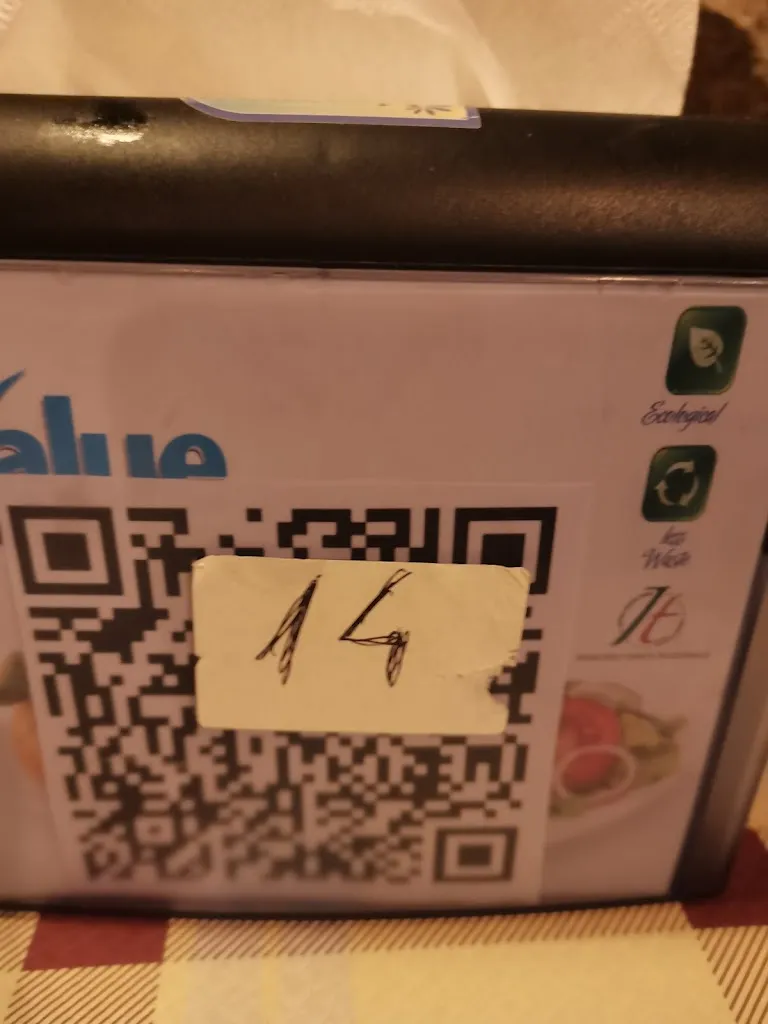 Simone Valentini_Palm Tavern_Castrovillari_review