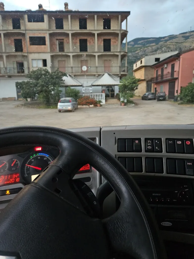 Angel_Ristorante Pollino di Moretti Fernanda IL Baffo_Castrovillari_recensione