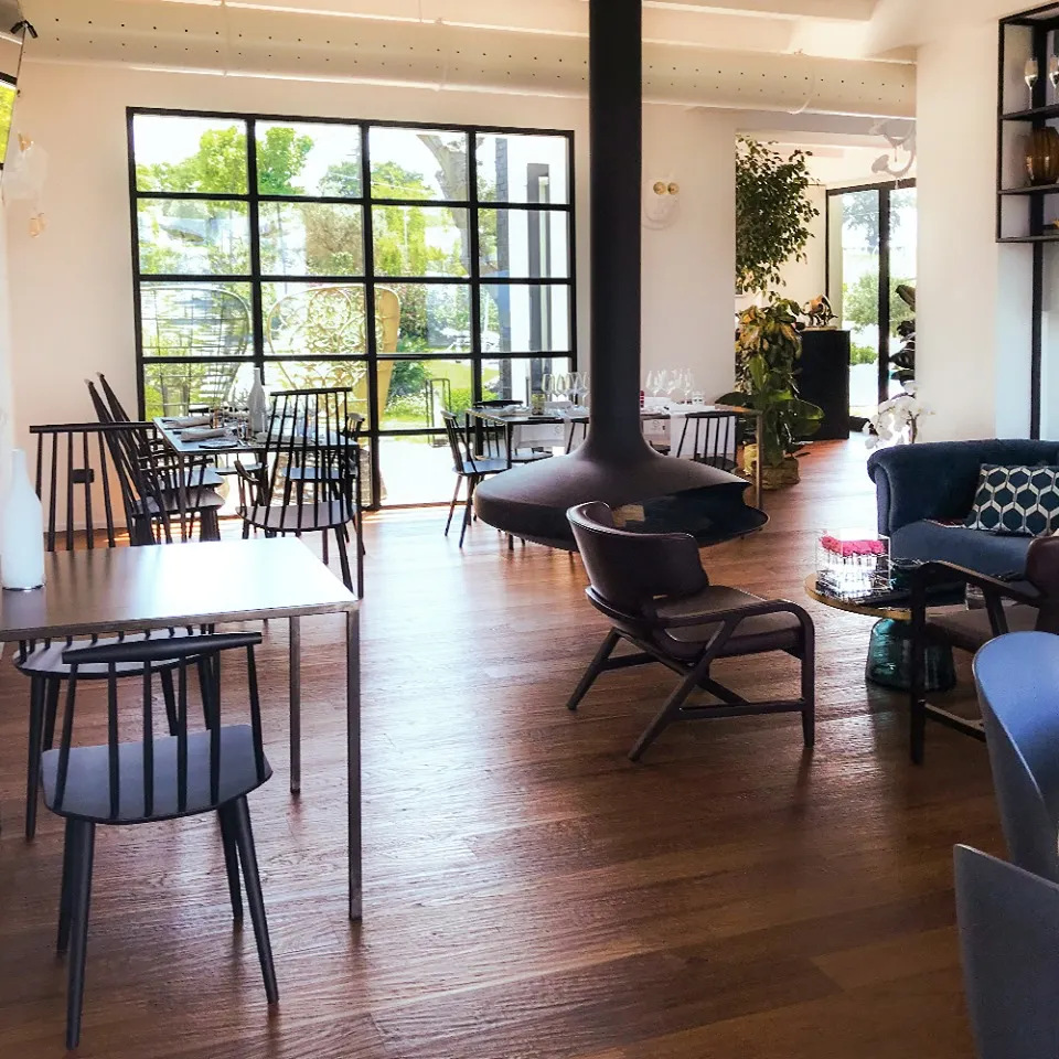 IDEA 18 Boutique Hotel restaurant in Controguerra