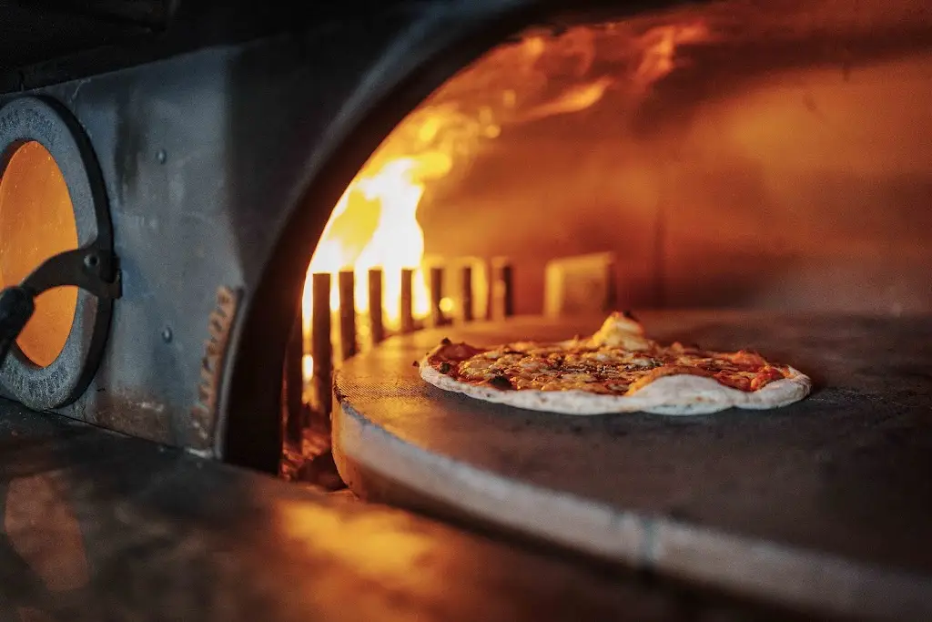 Stella Rosa_Soleuvre_slider_image_2