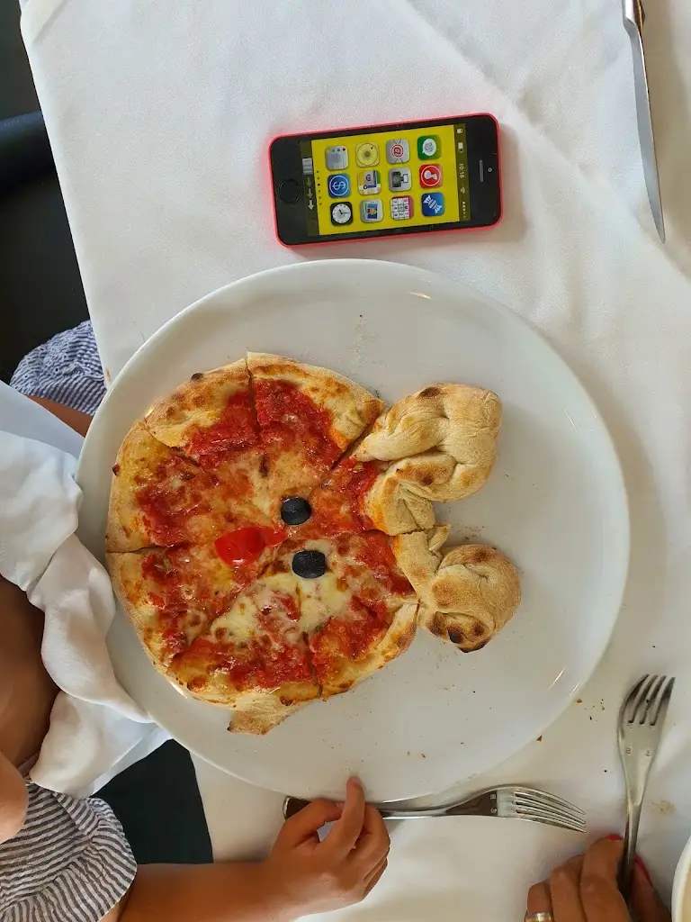 Pascal Menster_Rosso Di Sera_Soleuvre_review