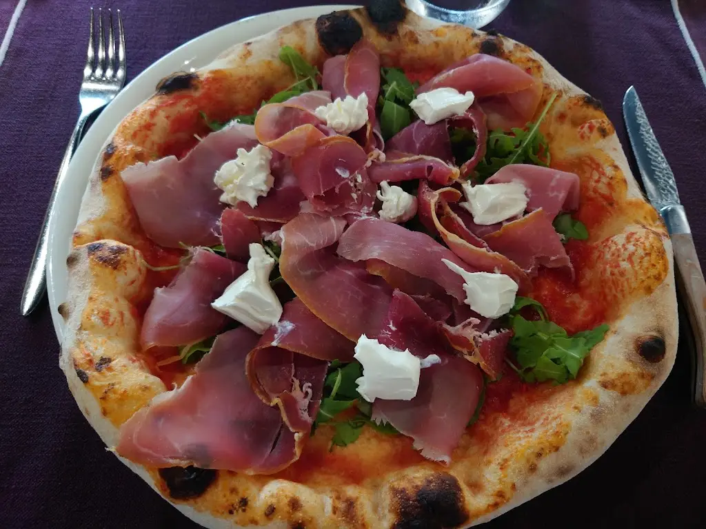 Henrik Tycker_L'Angolo Divino_Soleuvre_reseña