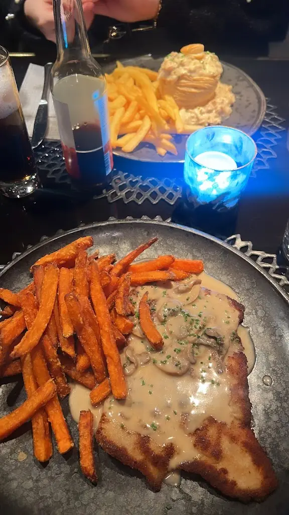 Sidney Van Kaufenbergh_Purple Lounge_Mondorf-les-Bains_review