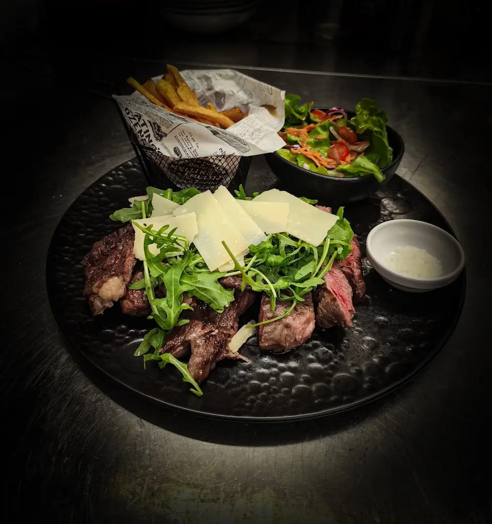 CHECK-INN_Sandweiler_slider_image_2