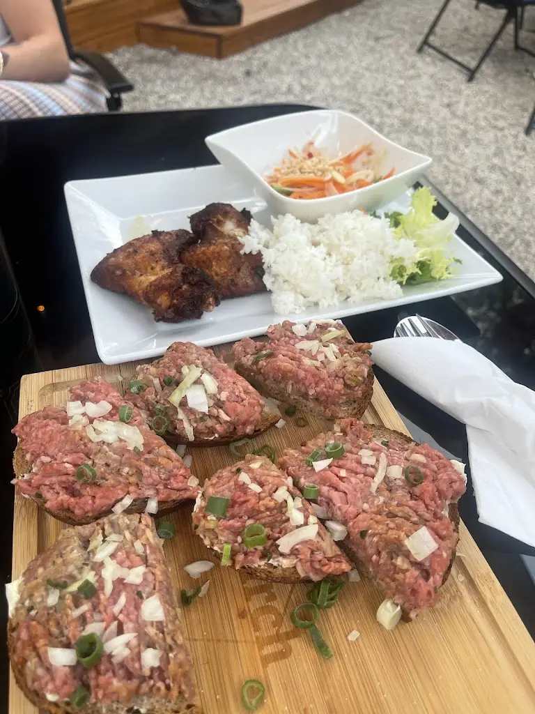 Melita Fernandes_Beim Riza_Wasserbillig_Bewertung