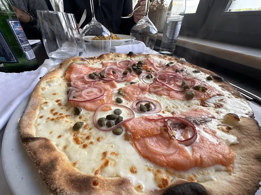 Restaurant-Pizzeria L'Astoria Sàrl_Kayl_slider_image_3