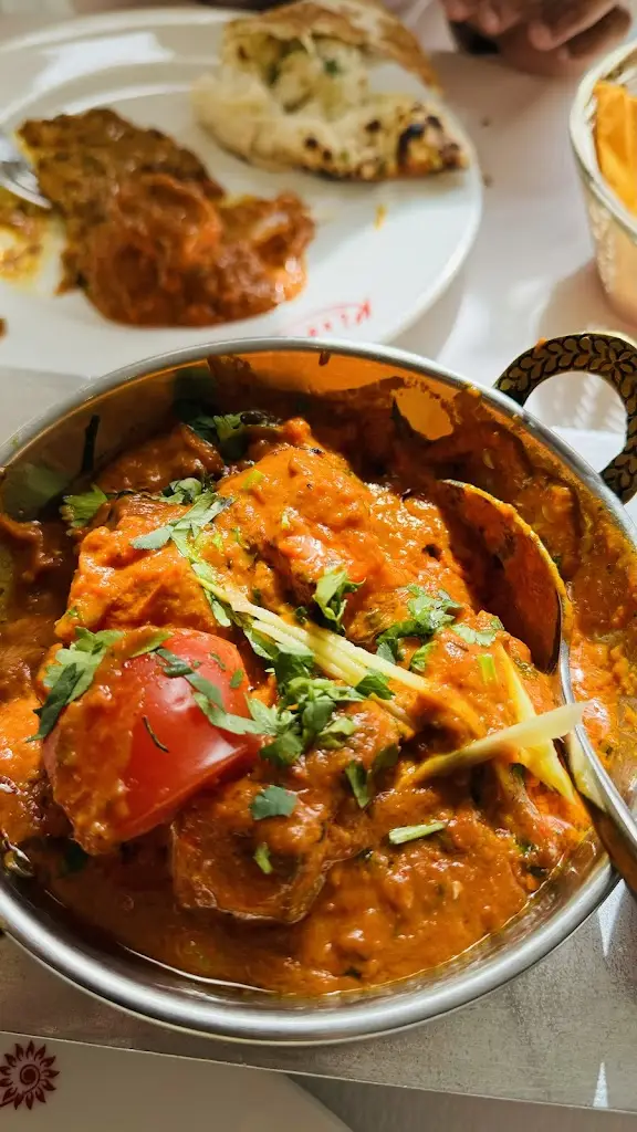 kanchan goel_Kiran_Hesperange_recensione