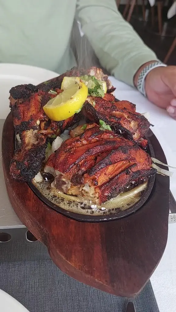 RESTAURANT KOHINOOR_Hesperange_slider_image_2